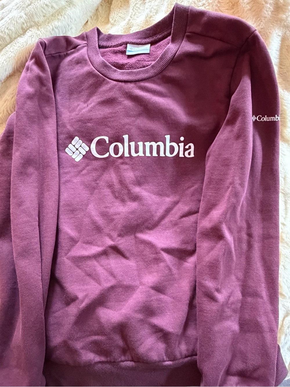 Columbia Women's Crewneck Sweatshirt - Burgundy